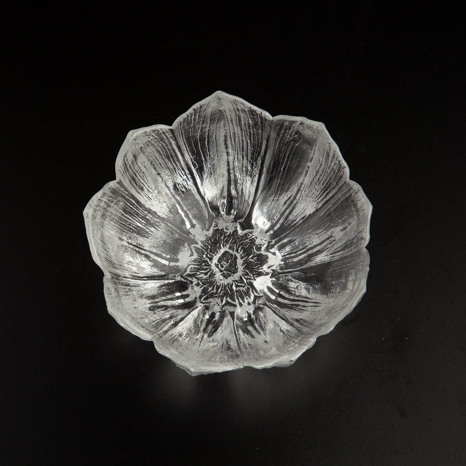 Scandinavian Crystal Water Lily Bowl