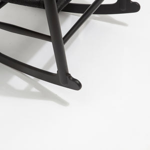 J16 Rocking Chair by Hans J. Wegner