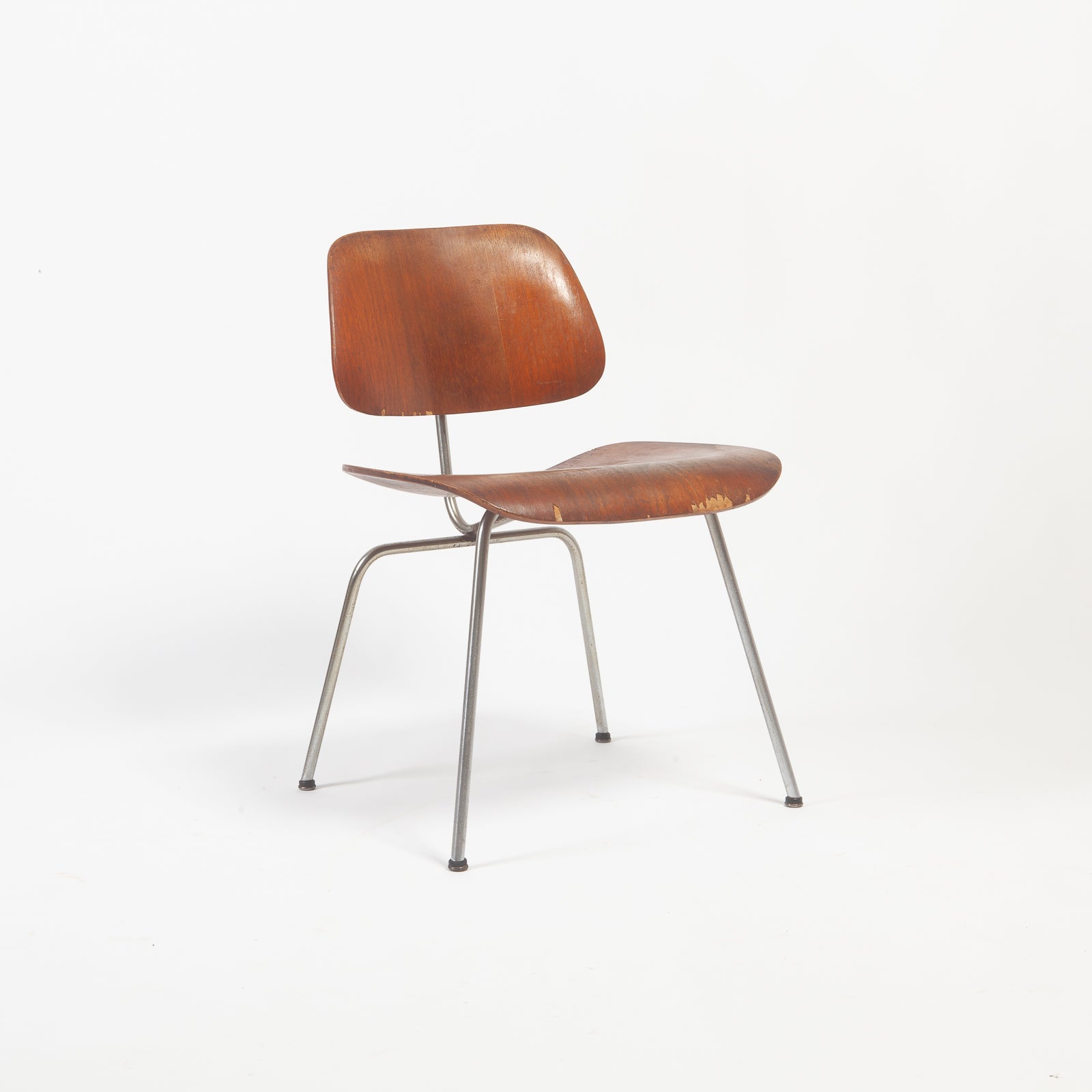 Eames 1950s Plywood DCM