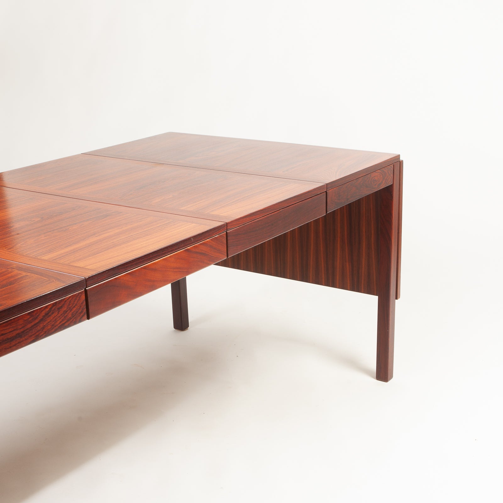 Extendable Danish Rosewood Dining Table