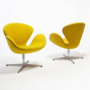 Arne Jacobsen 'Swan Chair' for Fritz Hansen