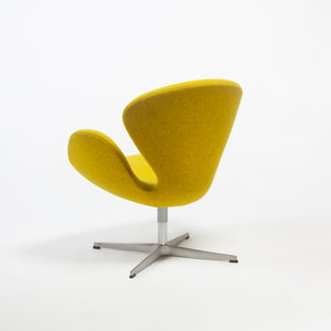 Arne Jacobsen 'Swan Chair' for Fritz Hansen