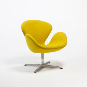 Arne Jacobsen 'Swan Chair' for Fritz Hansen