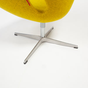 Arne Jacobsen 'Swan Chair' for Fritz Hansen