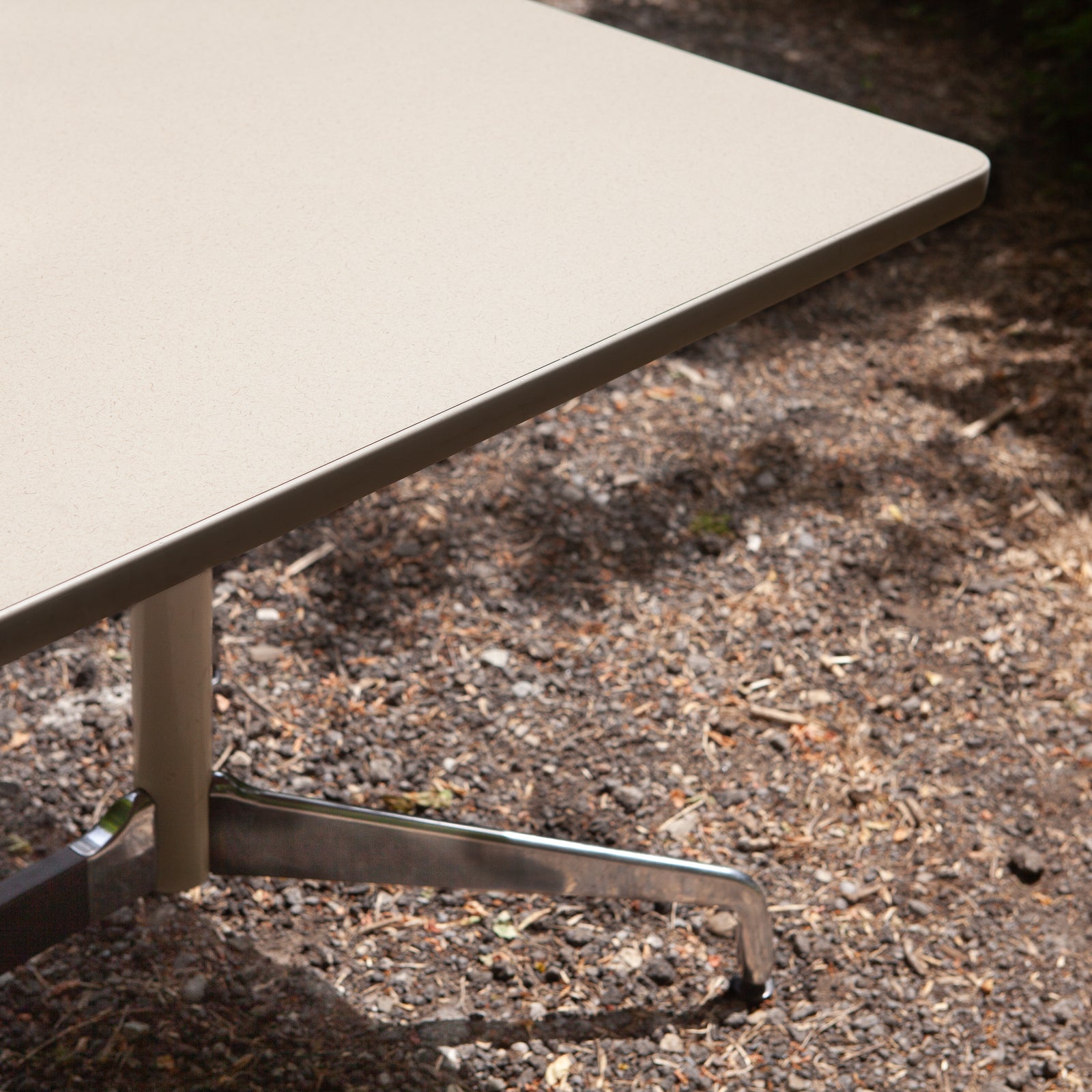 Rectangular Eames Table