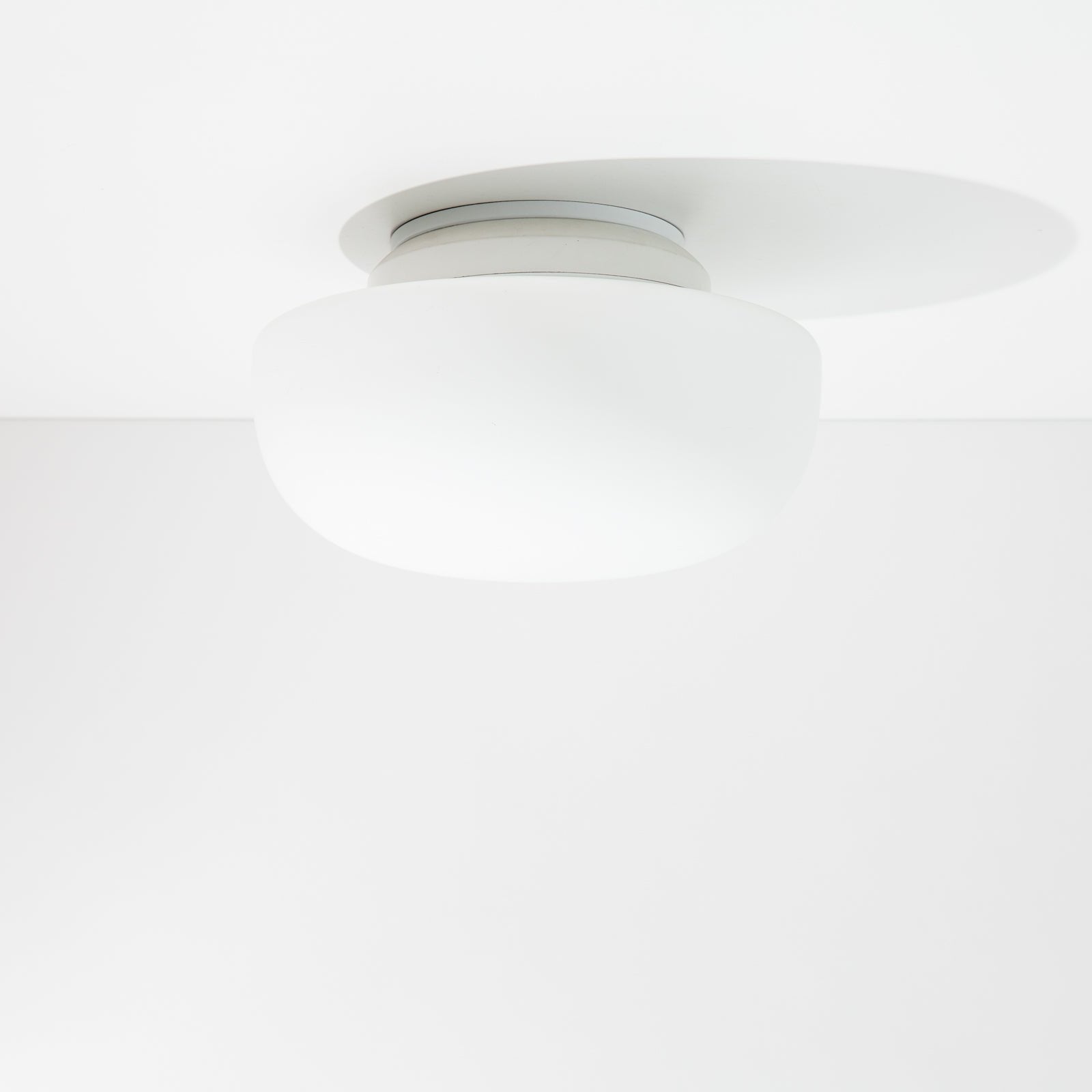 Opaline Ceiling Light